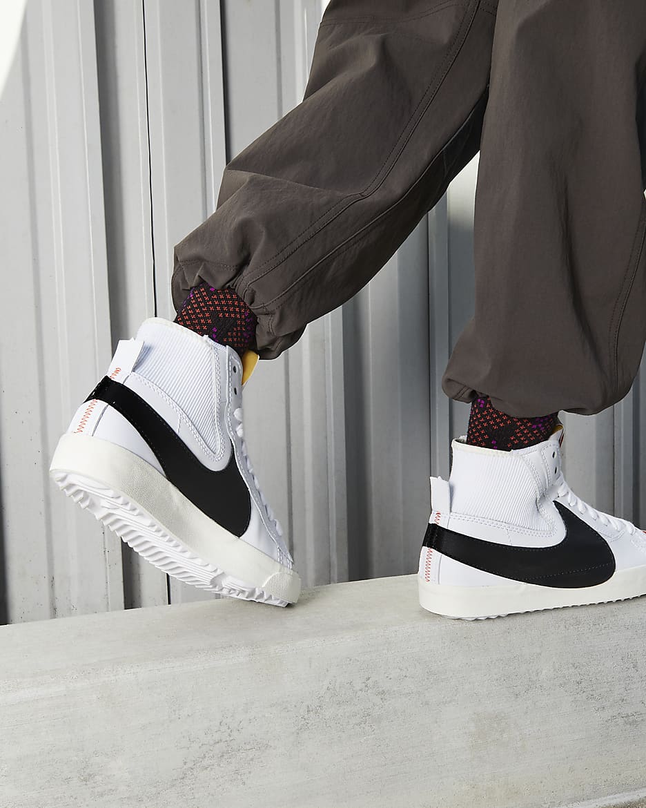 Nike blazer off white black on feet on sale